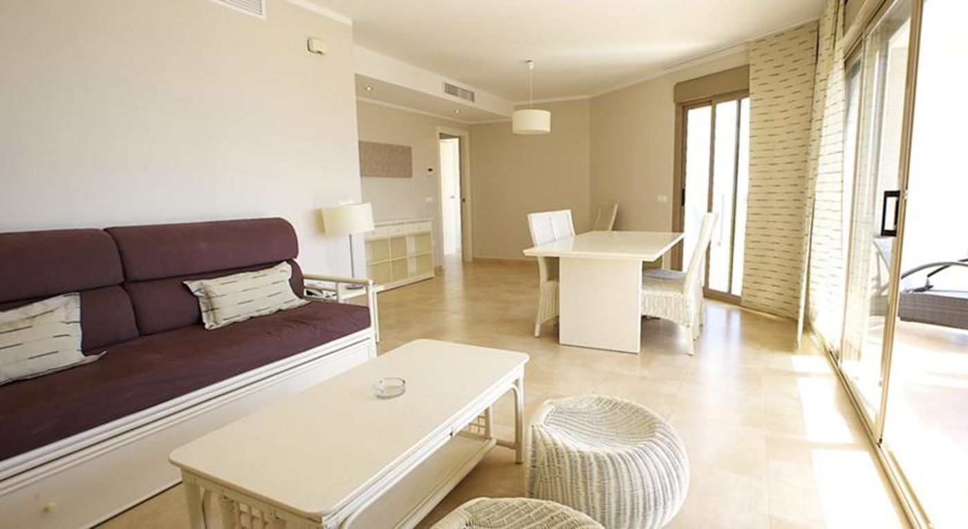 Esmeralda Suites Apartments