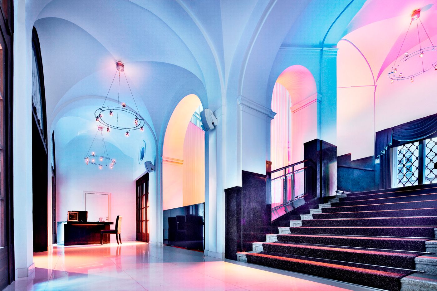 The-Grand-Mark-Prague-Lobby-41