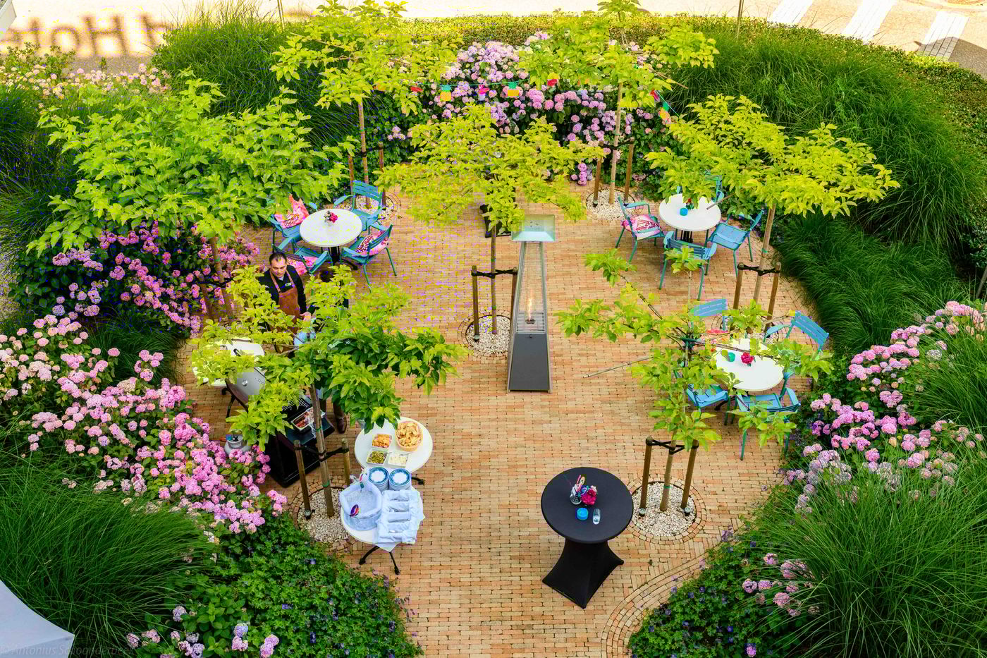 Grand-Hotel-Amstelveen-Terrace-46