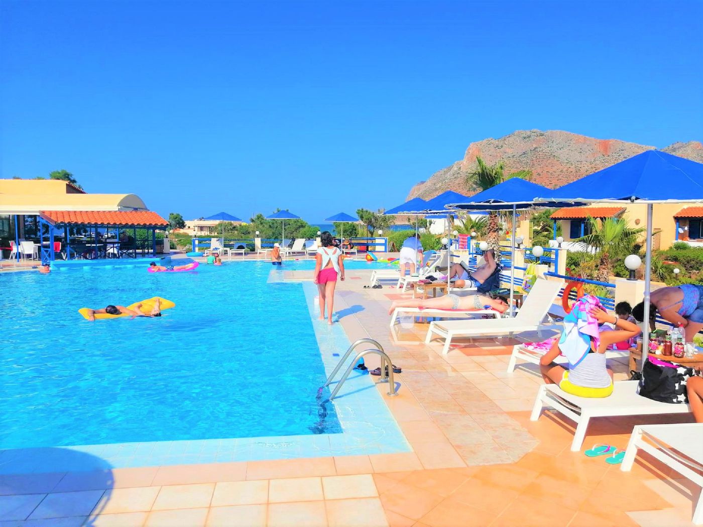 Zorbas-Hotel-Beach-Village-Pool-1