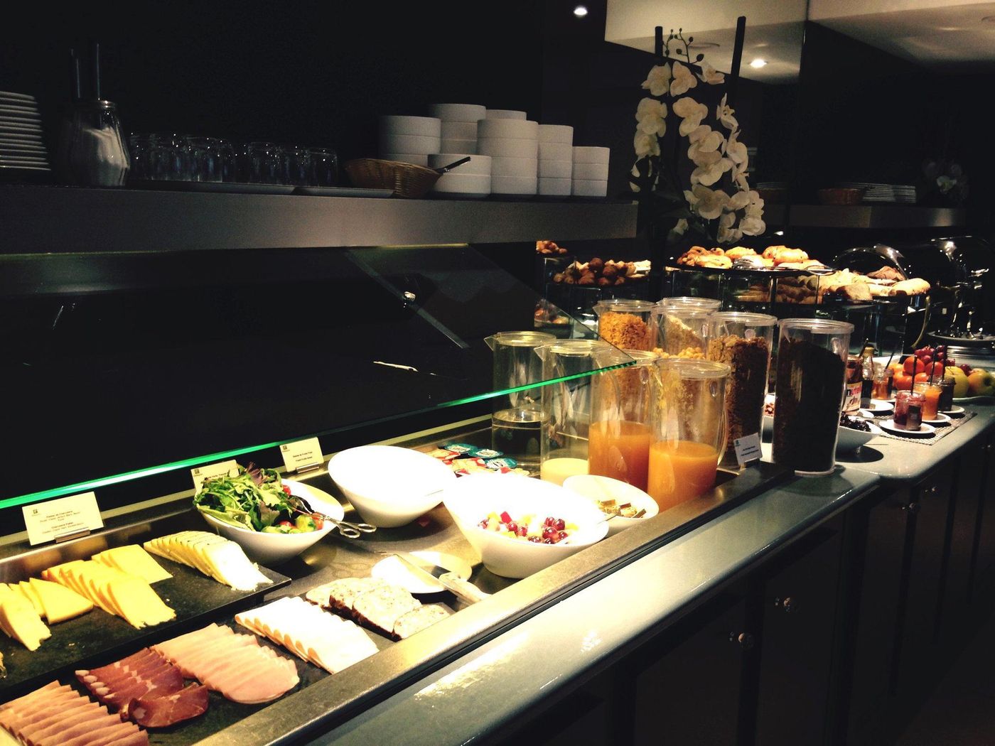 Holiday-Inn-Paris-Montparnasse-Pasteur-General-view-48