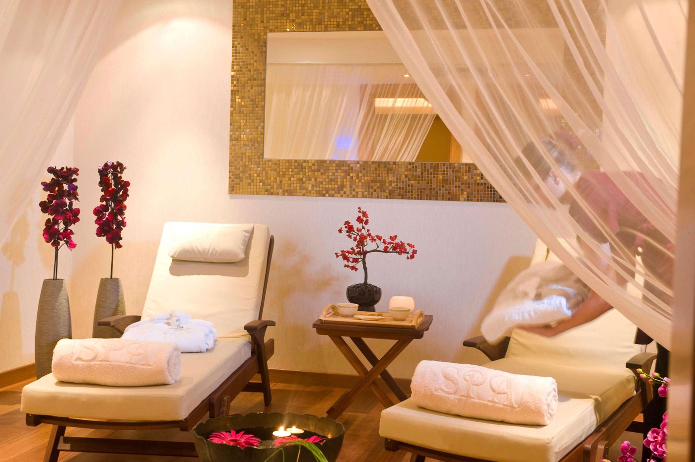 Constantinou-Bros-Asimina-Suites-Hotel---Adults-Only--16---Sports-and-Entertainment-42