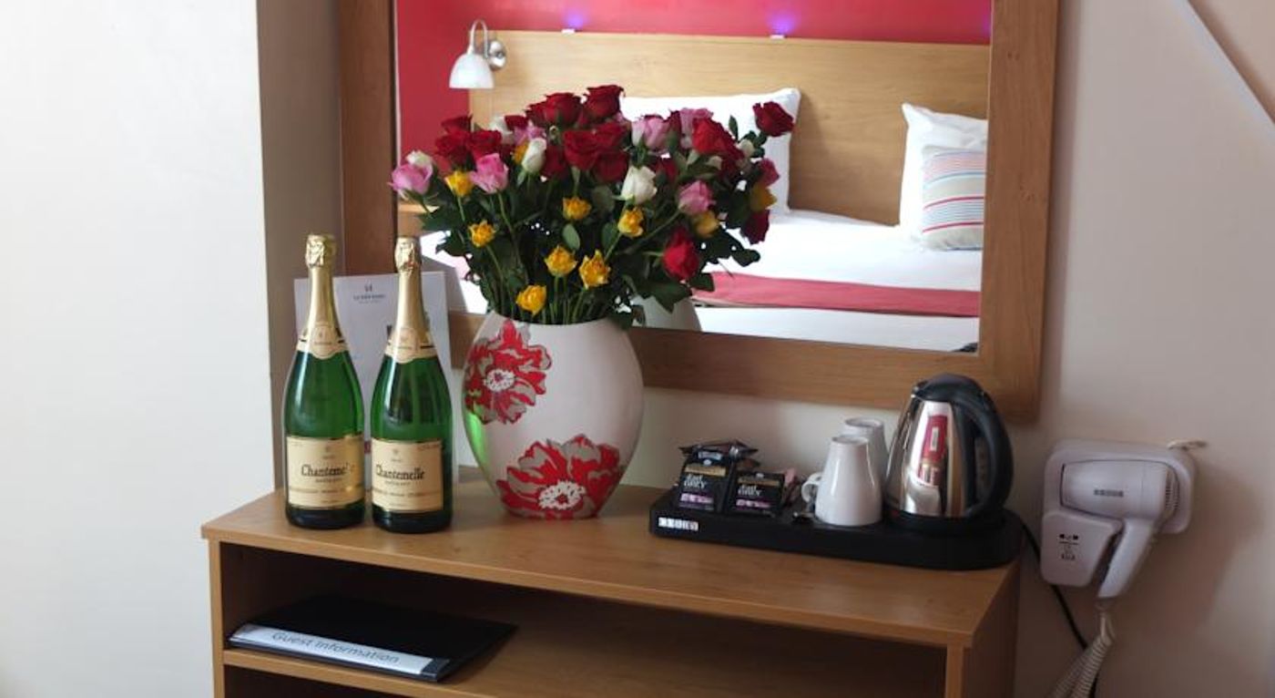 Le Ville Hotel-United Kingdom-Manchester-General view-9