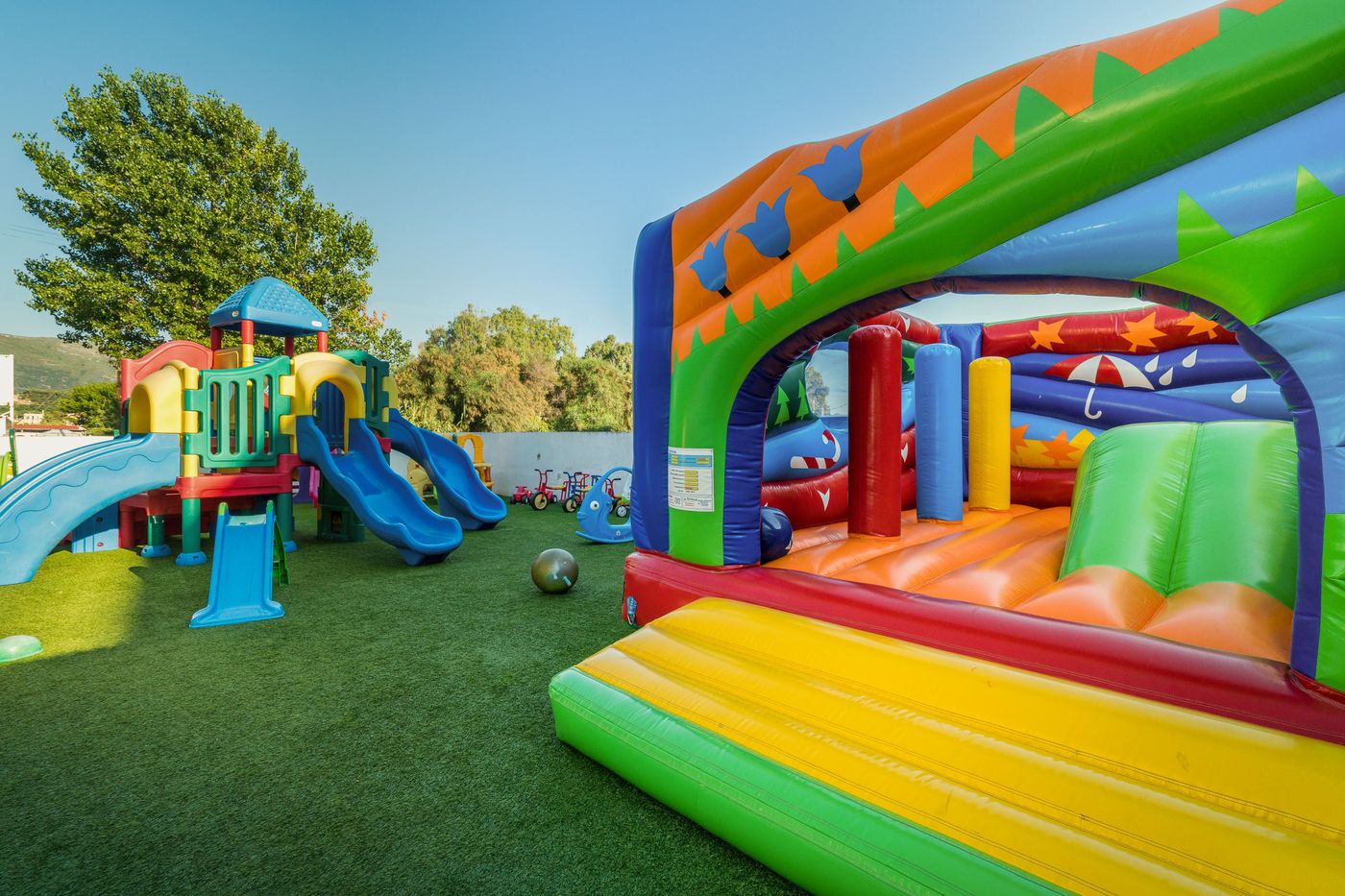 Galaxy-Beach-Resort-Sports-and-Entertainment-62