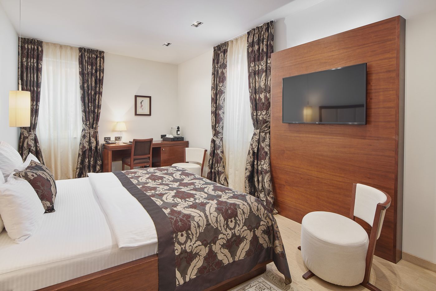 Hotel Marmont Heritage-Croatia-SPLIT-Room-7