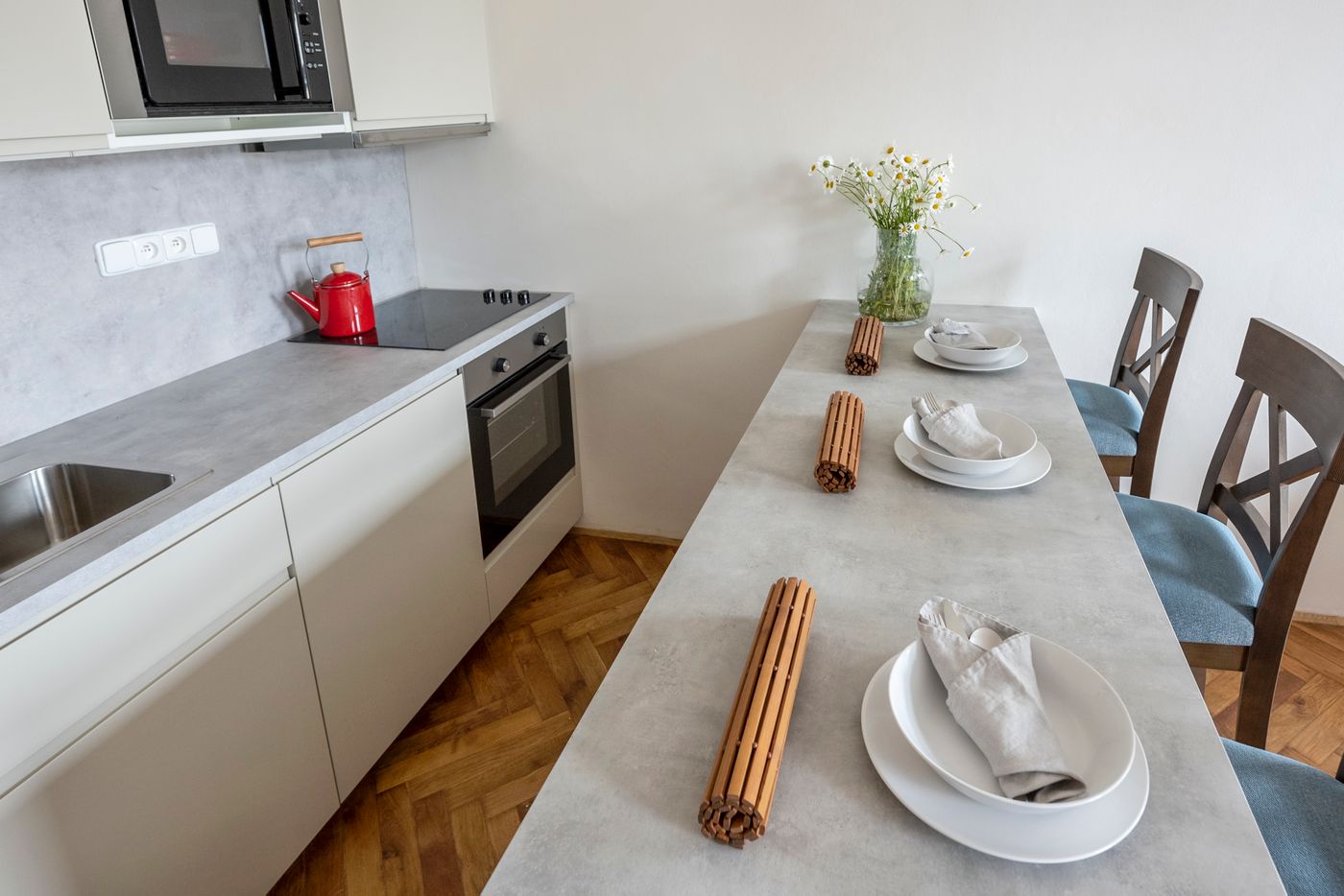 Letna-Garden-Suites-Room-28