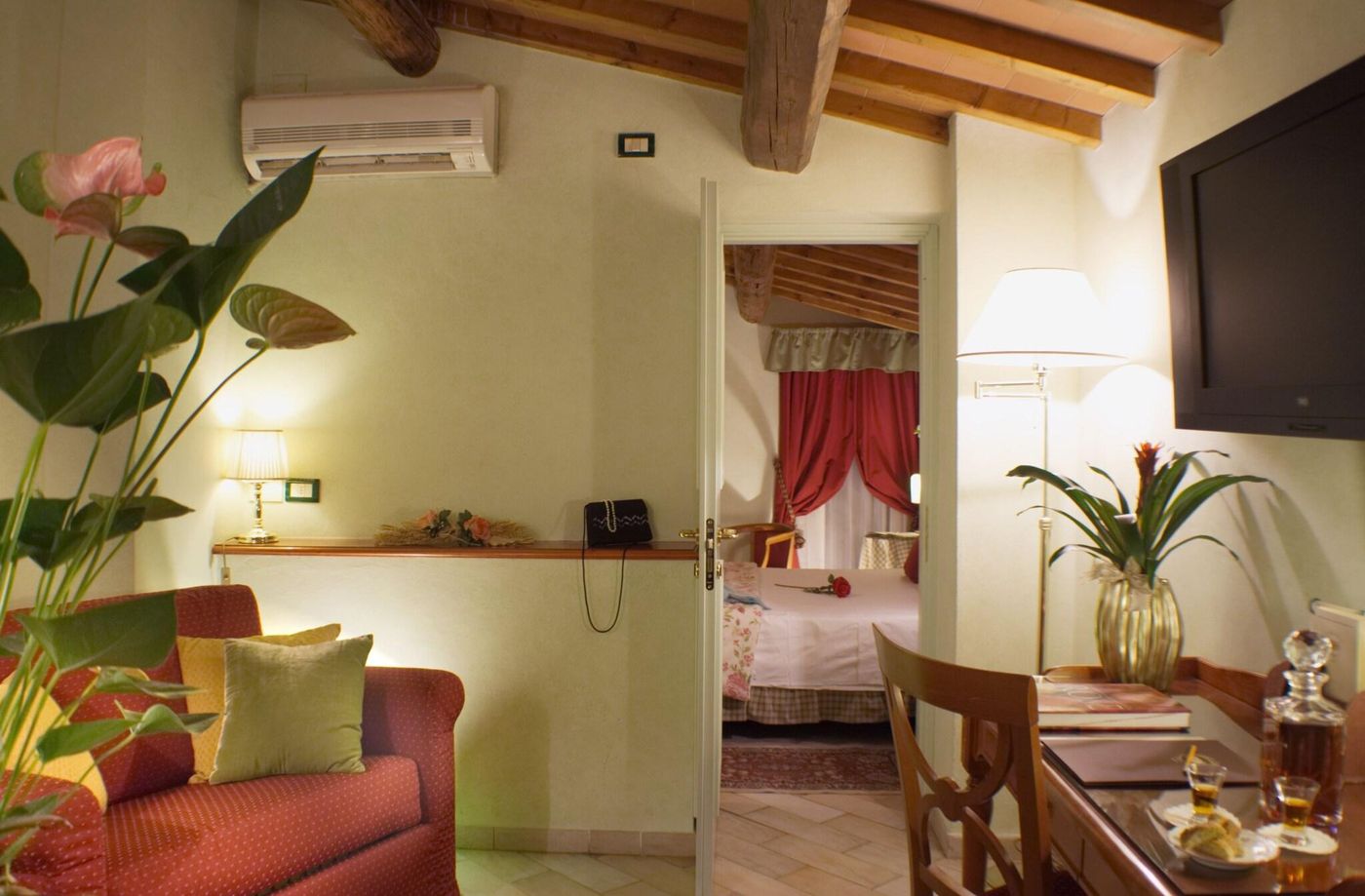Rosary-Garden-Hotel-Room-29