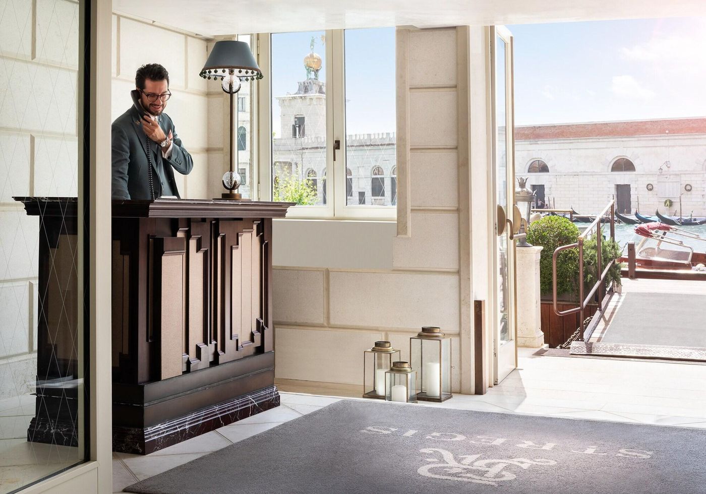 The-St-Regis-Venice-Lobby-1