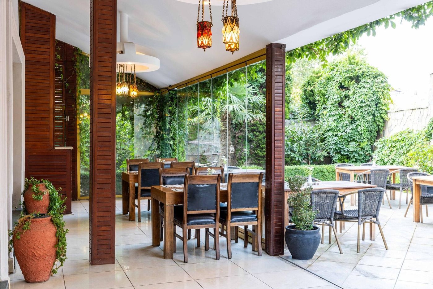 Elite-Hotel-Dragos-Restaurant-13