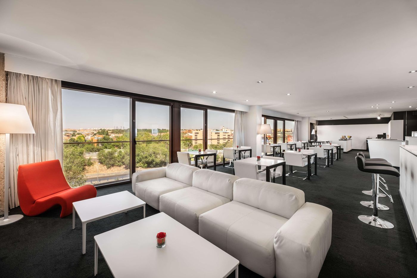 Hilton-Madrid-Airport-General-view-12