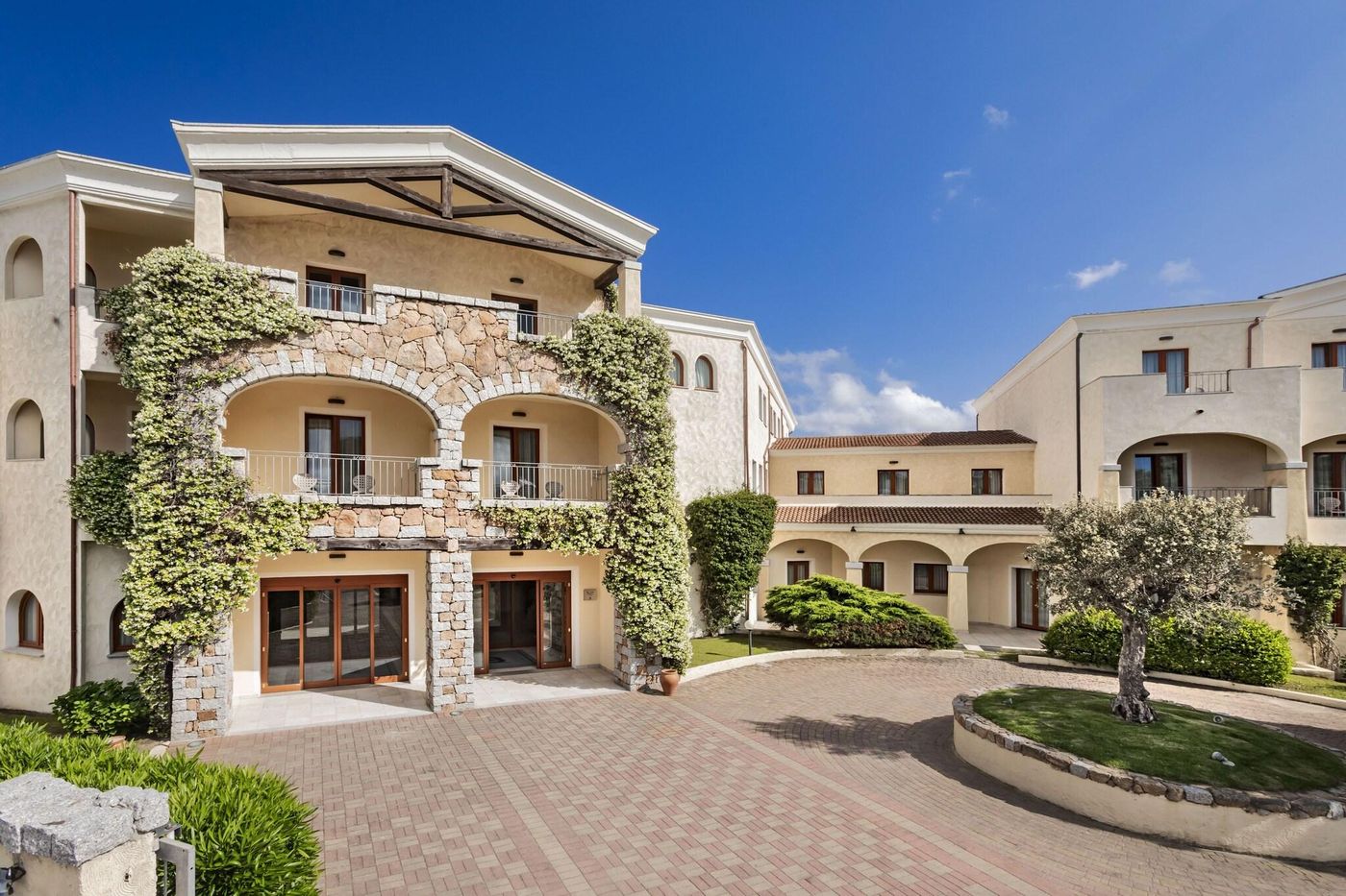 Blu-hotel-Morisco-General-view-18