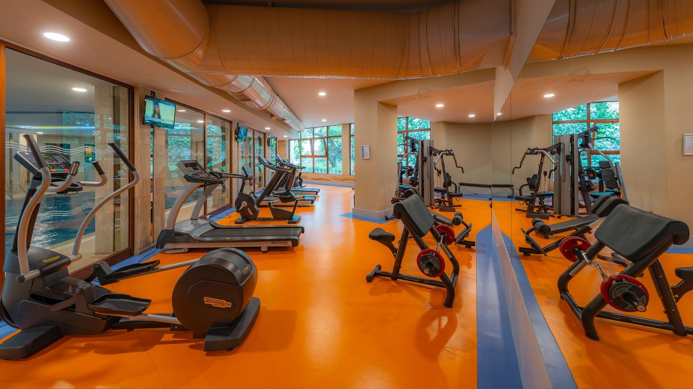 Samara-Sports-and-Entertainment-80