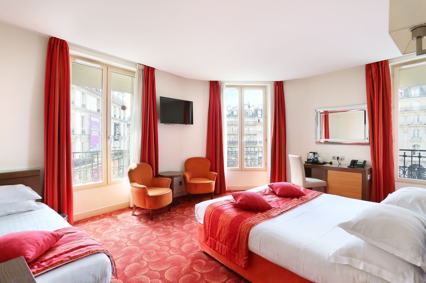 Le-Grand-Hotel-de-Normandie-Room-12