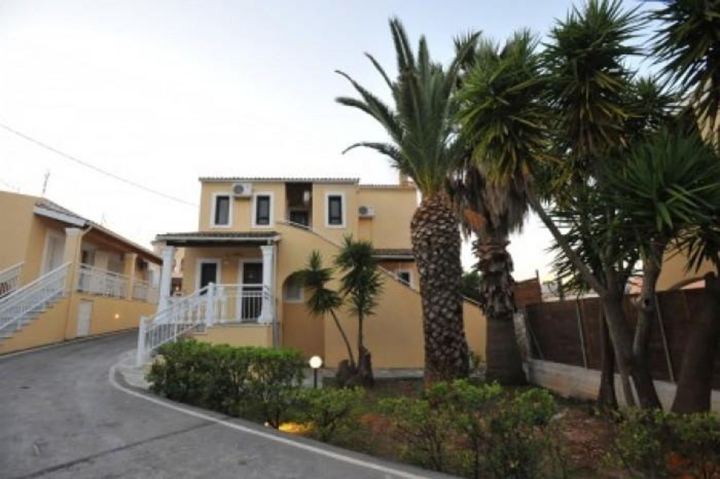 Saint Spyridon Hotel