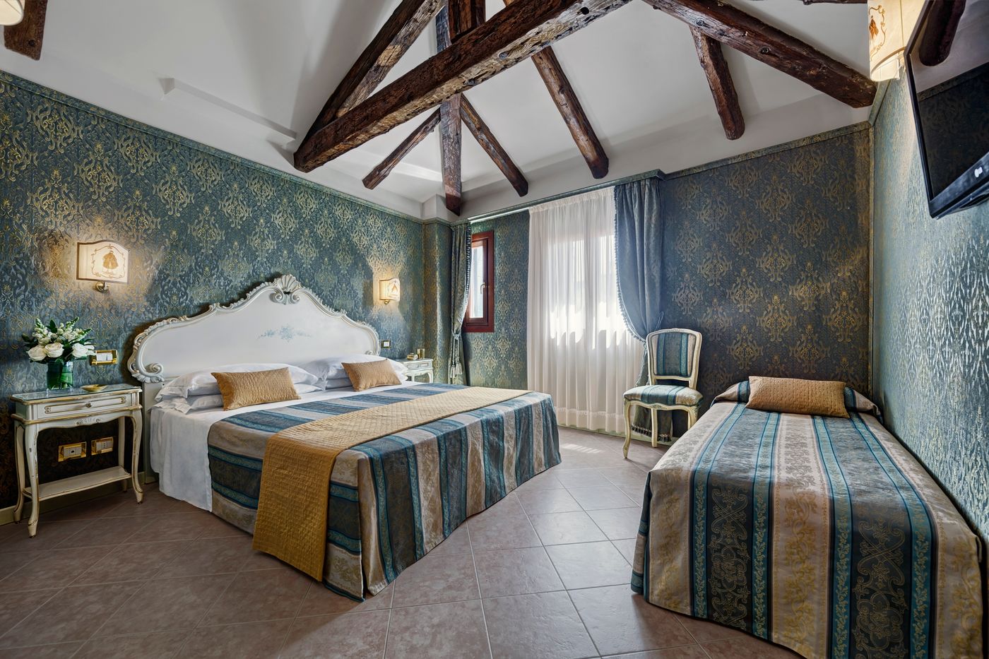 Antica-Locanda-Al-Gambero-Room-20