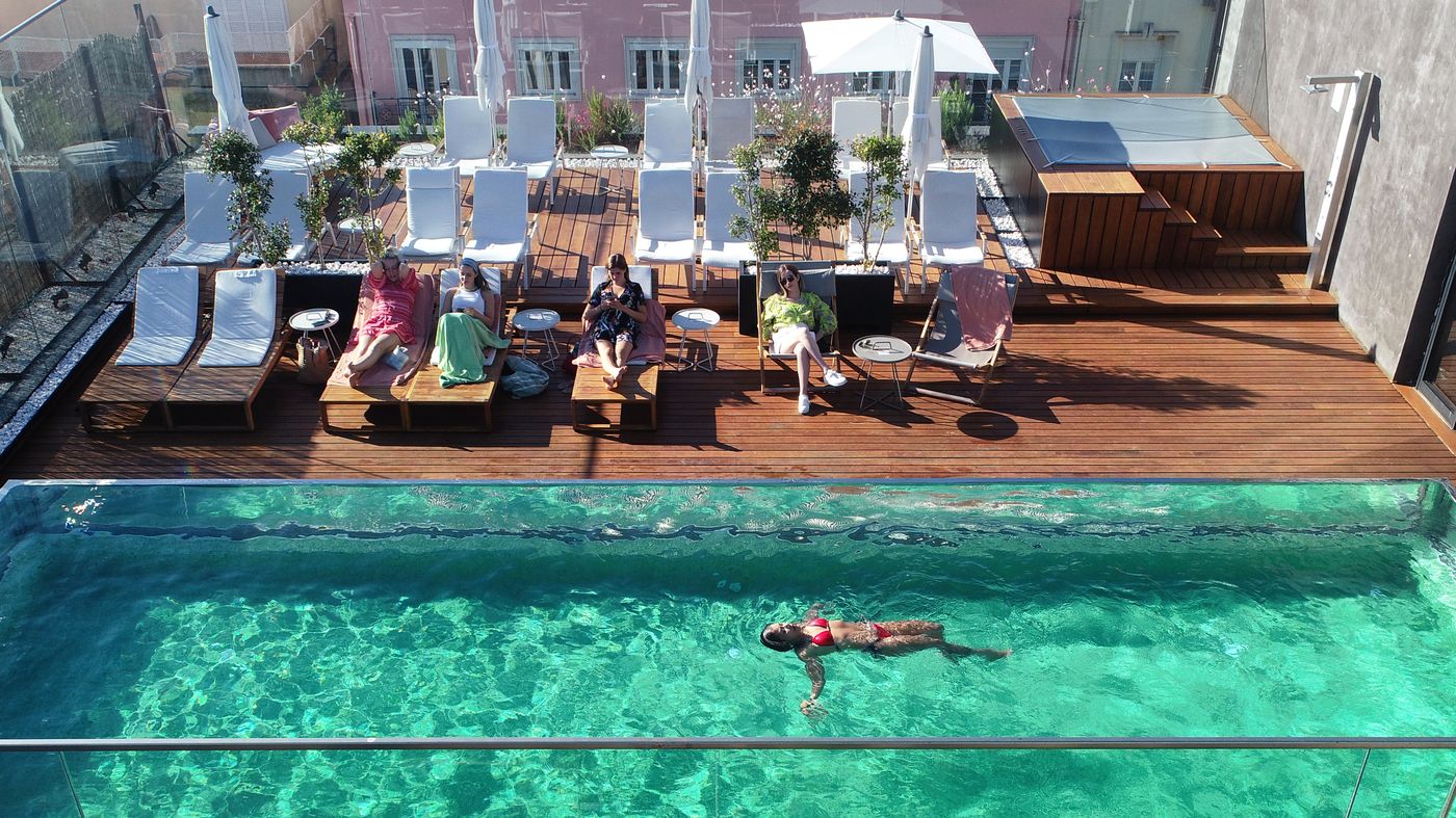 Lux-Lisboa-Park-Pool-27