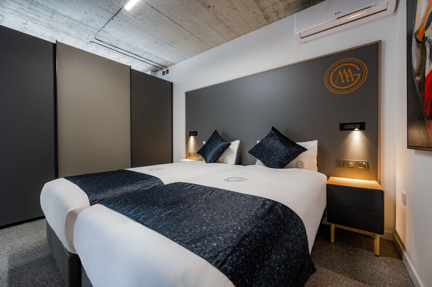 Grands-Suites-Hotel-Residences---Spa-Room-17