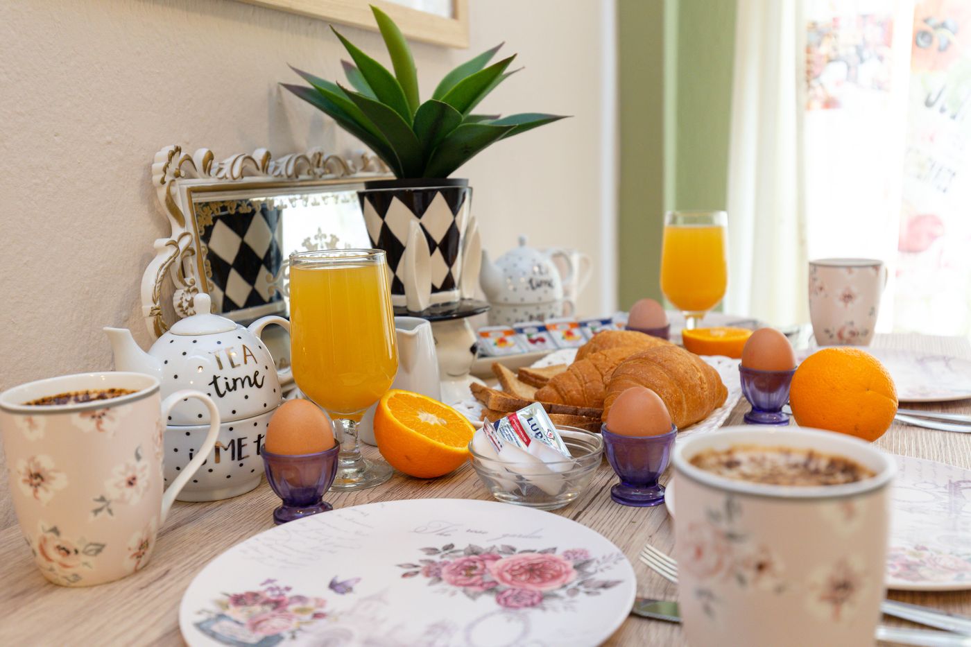 V-A--Boutique-Apartments-and-Suites-Restaurant-50