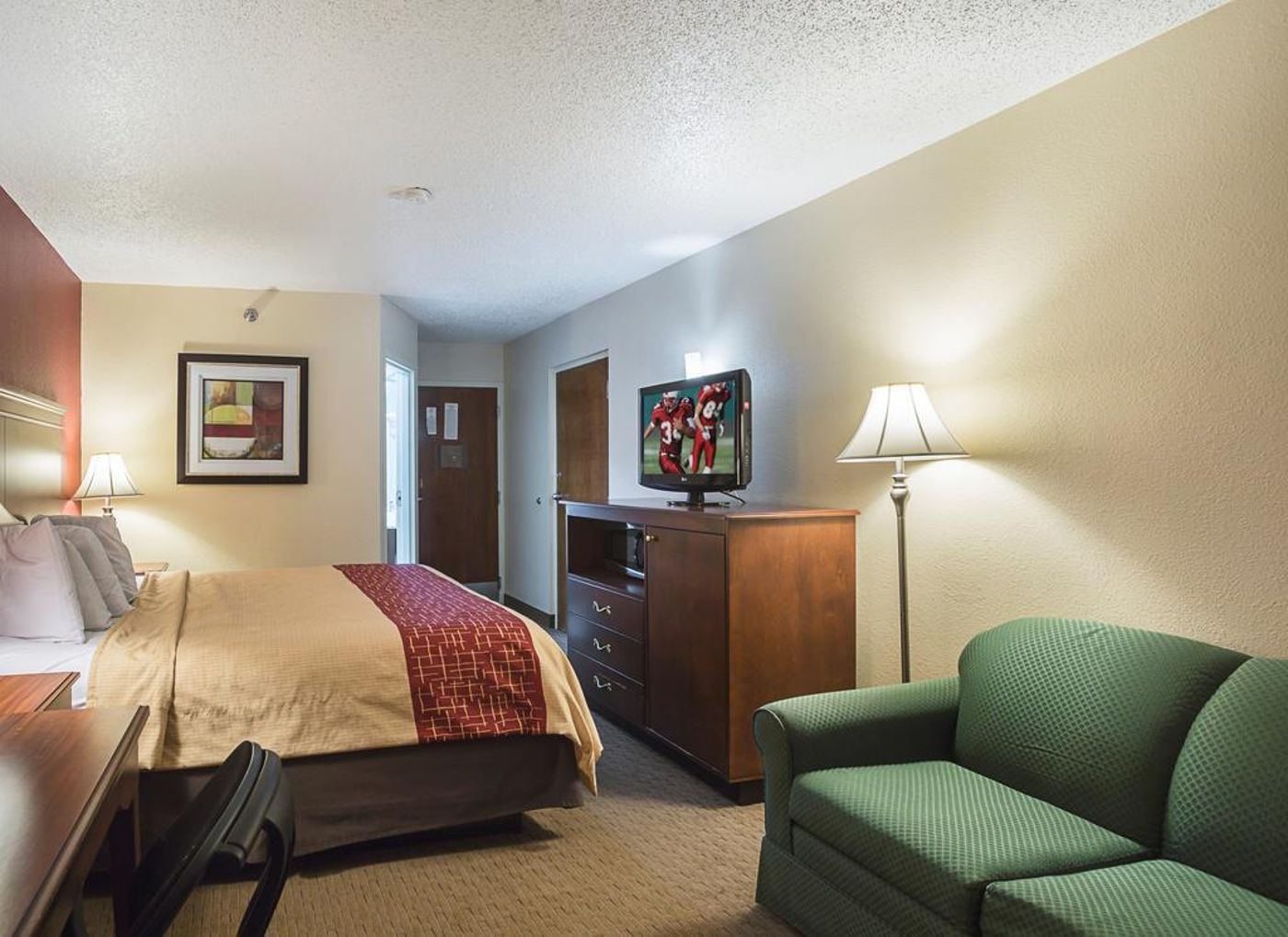 Red Roof Inn Nashville - Music City-United States-NASHVILLE-Room-10