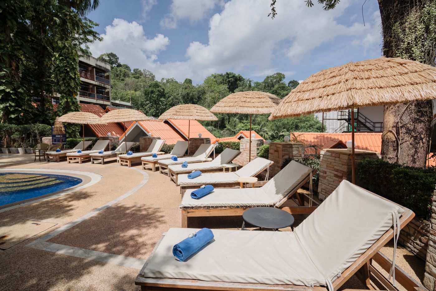 Club-Bamboo-Boutique-Resort---Spa-General-view-6