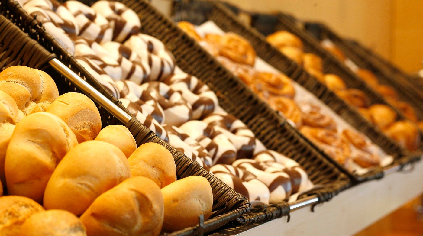 Travelodge-Torrelaguna-Bar-19