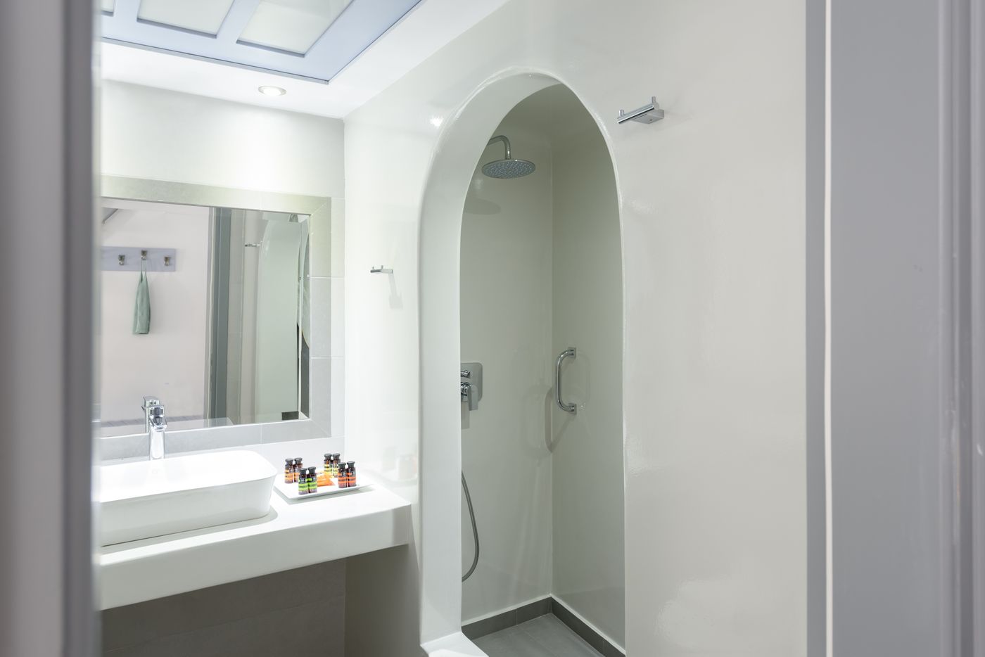 Antoperla-Luxury-Hotel---Spa-Room-35