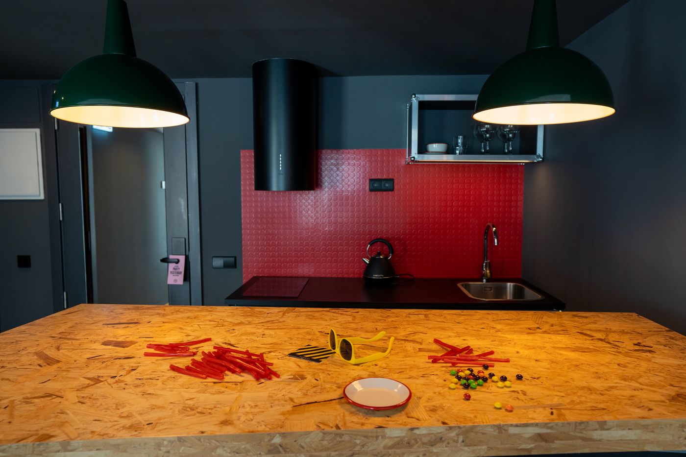 Ryans-Lolas---Adults-Only-Room-38