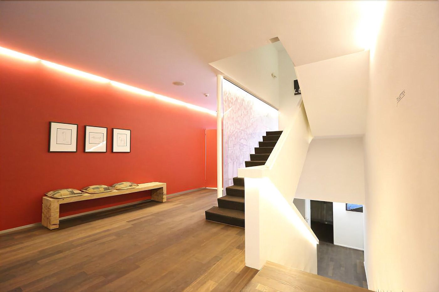 Businesshotel Lux-Switzerland-Emmen-Lobby-7