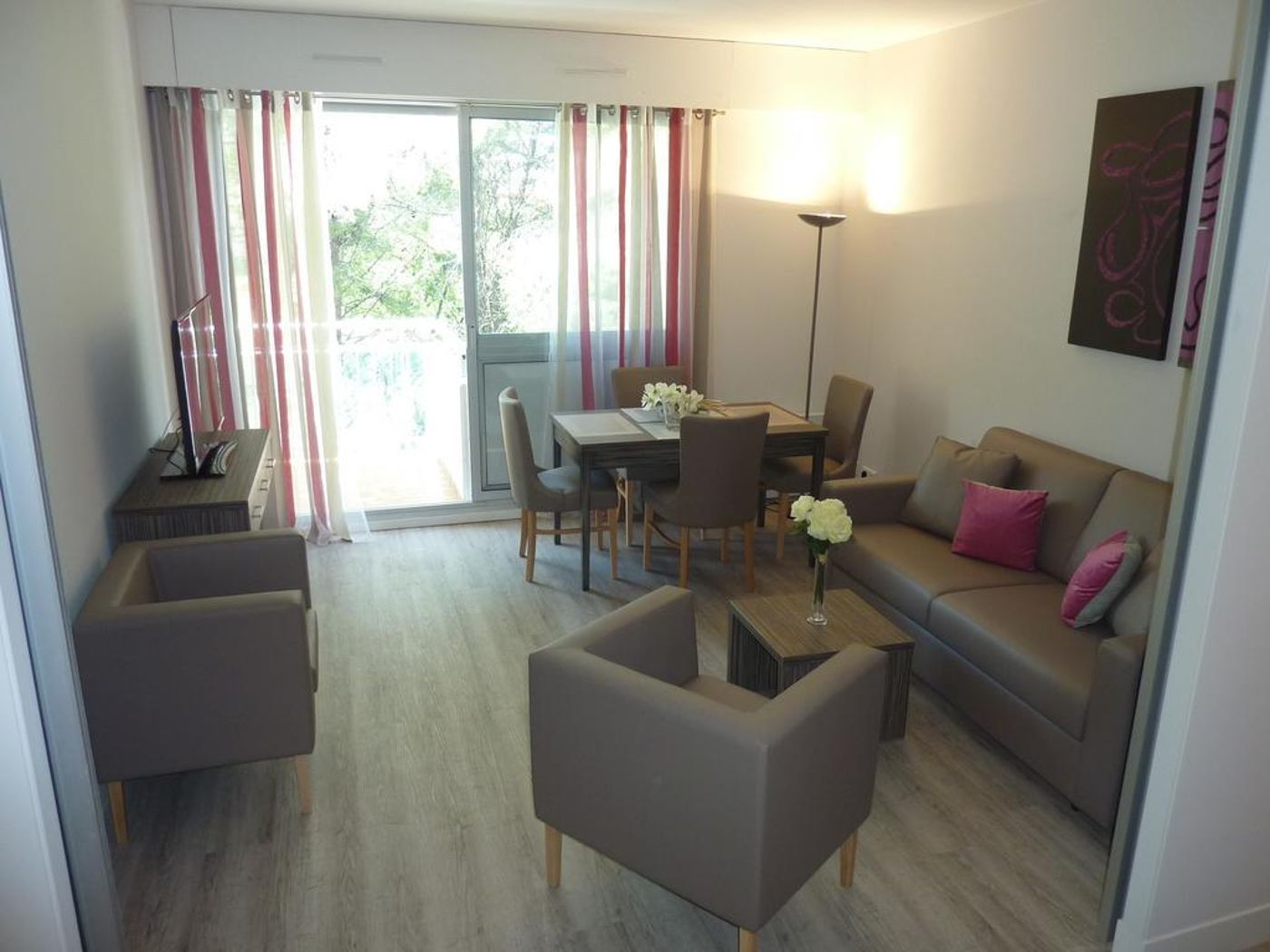 Inter-Hotel-Residence-les-Agapanthes-General-view-15