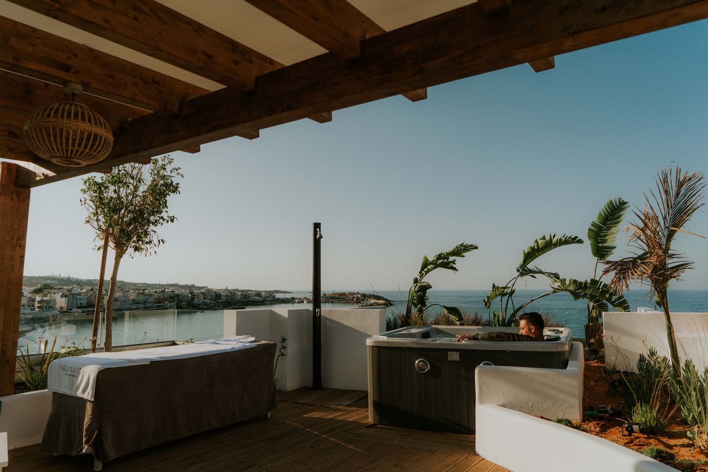 Kahlua Boutique Hotel & Suites