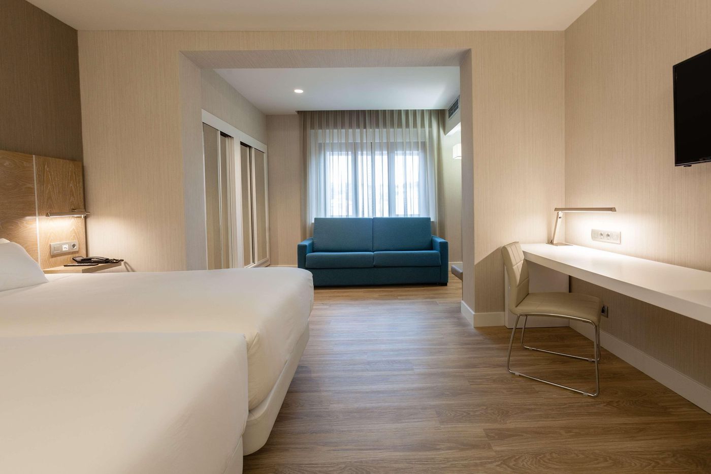 NH Oviedo Principado-Spain-OVIEDO-Room-10