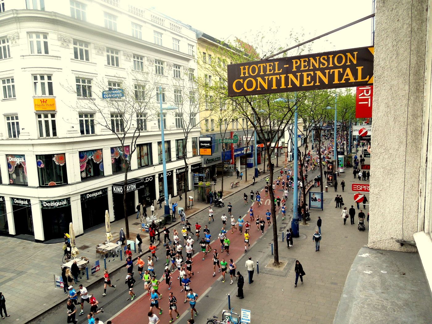 Hotel Pension Continental - Austria - Vienna - General view - 2