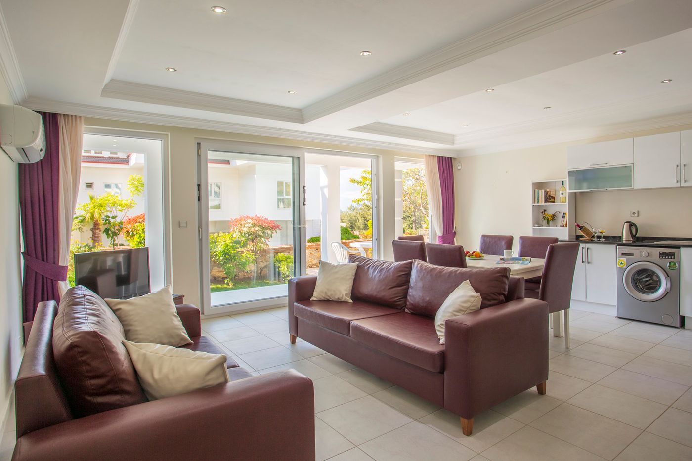 Orka Royal Hills Apartments 