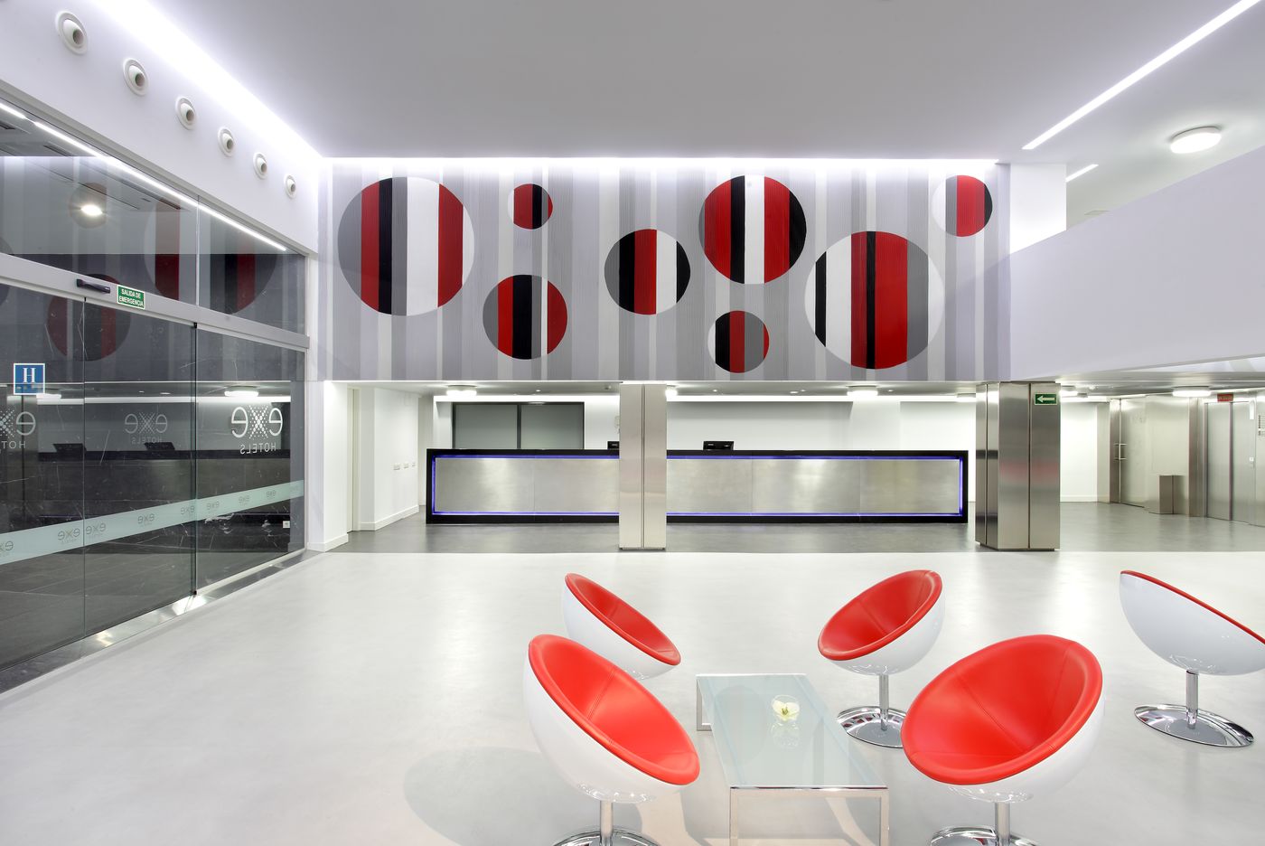 Eurostars-Central-Lobby-4