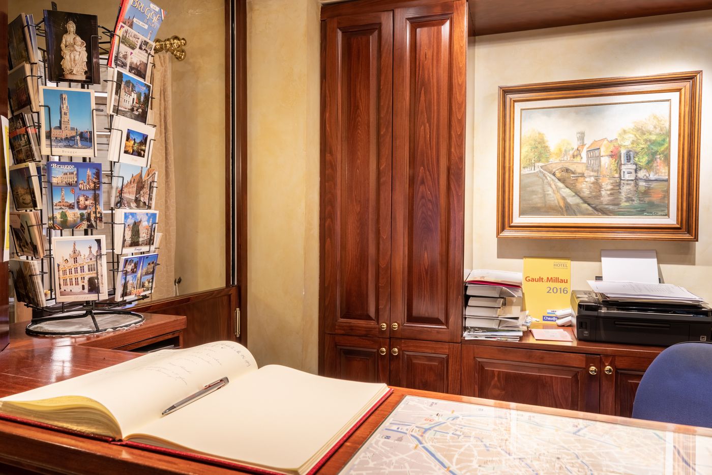 Albert 1-Belgium-BRUGGE-Lobby-8