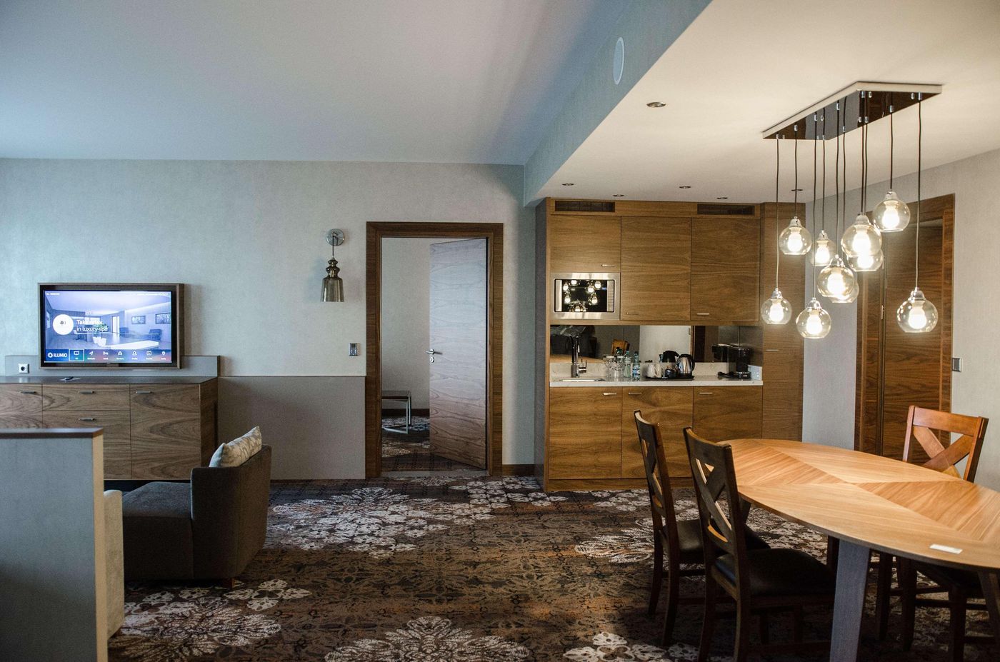 DoubleTree-by-Hilton-Krakow-Hotel---Convention-Cen-Room-39