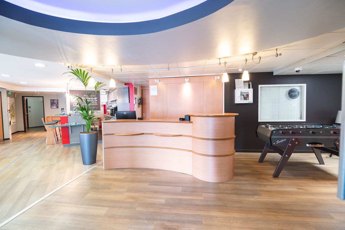 B&B HOTEL Rouen Centre Rive Gauche-France-ROUEN-Lobby-5