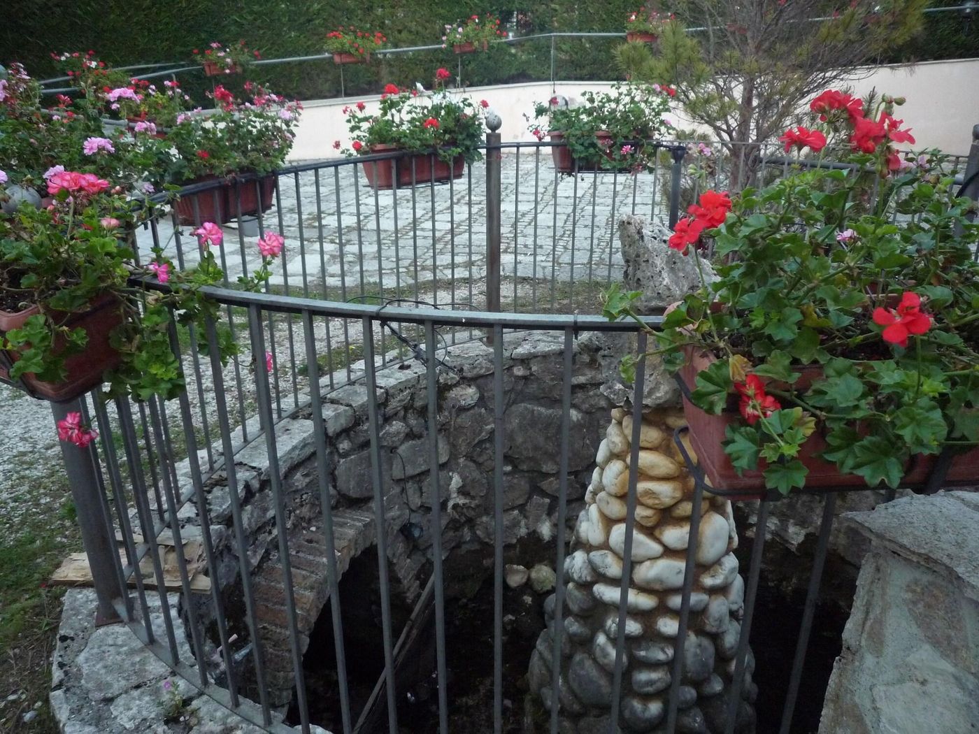 Albergo Il Giardino Del Rio-Italy-CASTEL DI SANGRO-General view-3