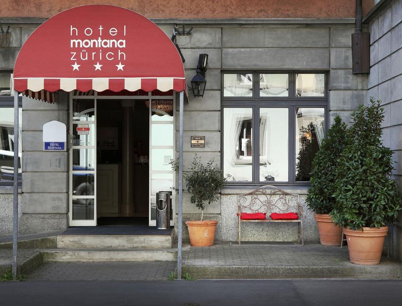 Hotel Montana – contactless self check-in-Switzerland-ZURICH-General view-3