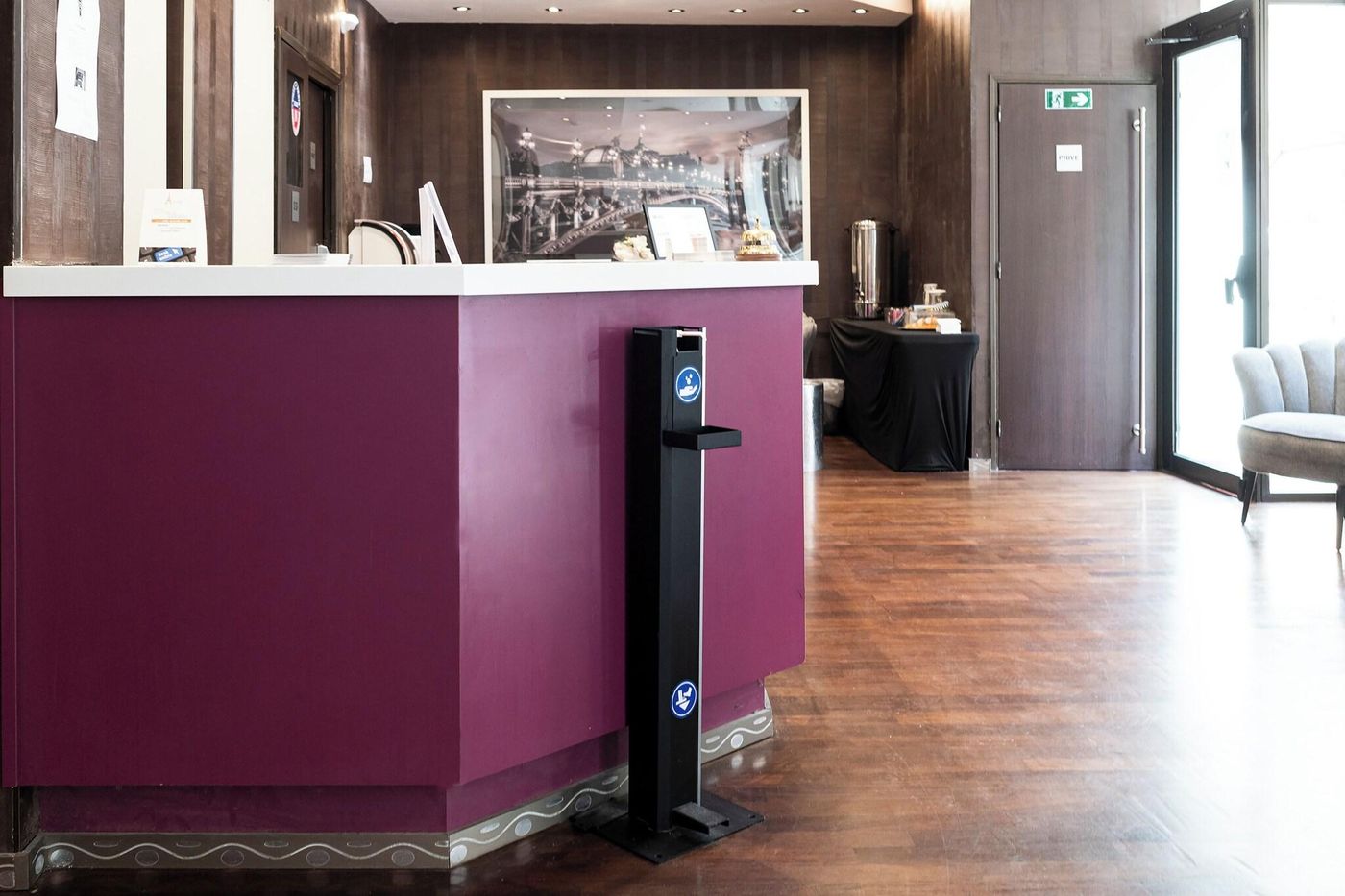 Aida-Marais-Lobby-16