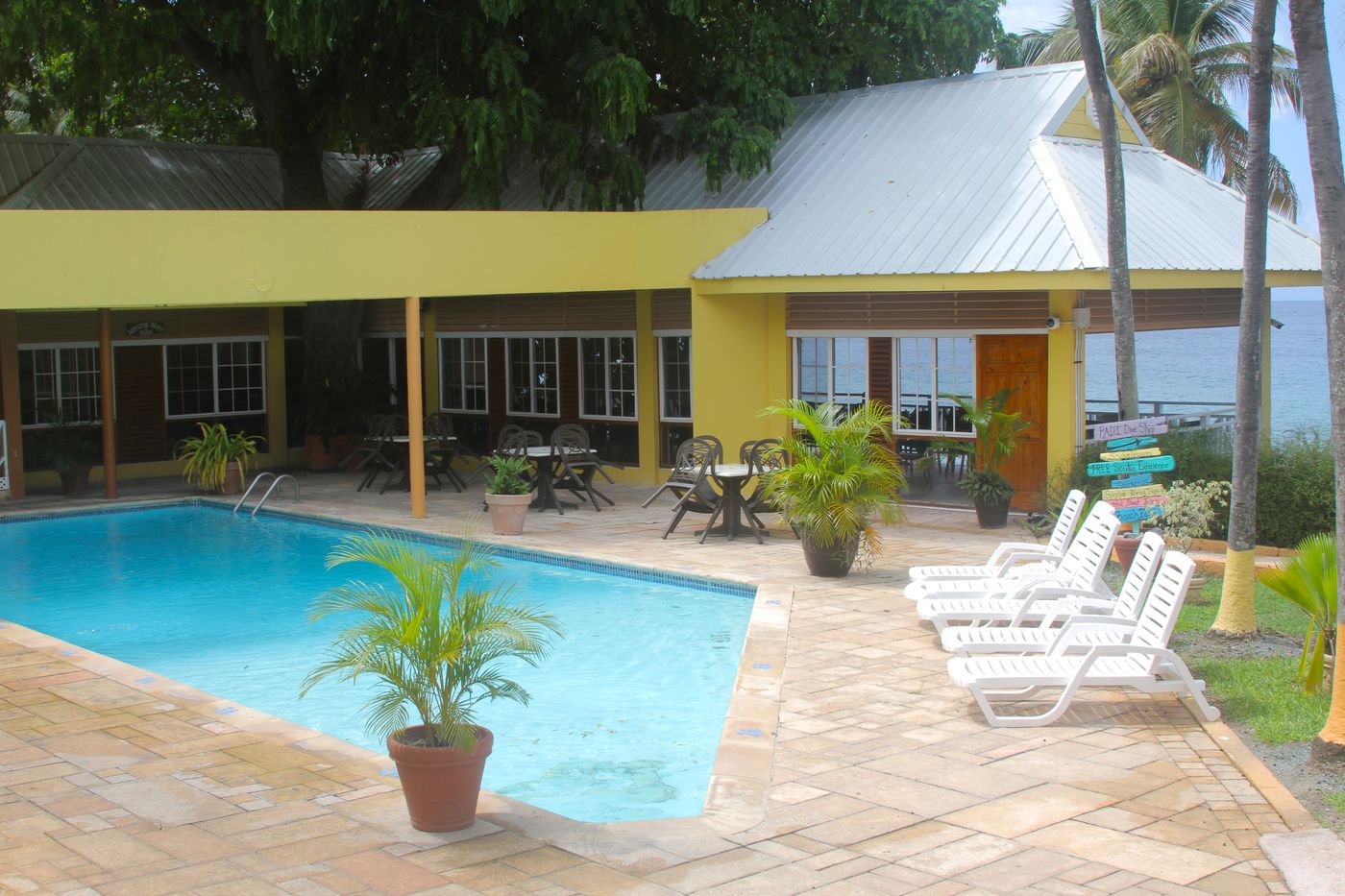 Tropikist Beach Hotel