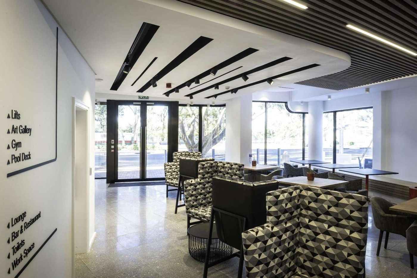 ANEW-Hotel-Green-Point-Cape-Town-Restaurant-17