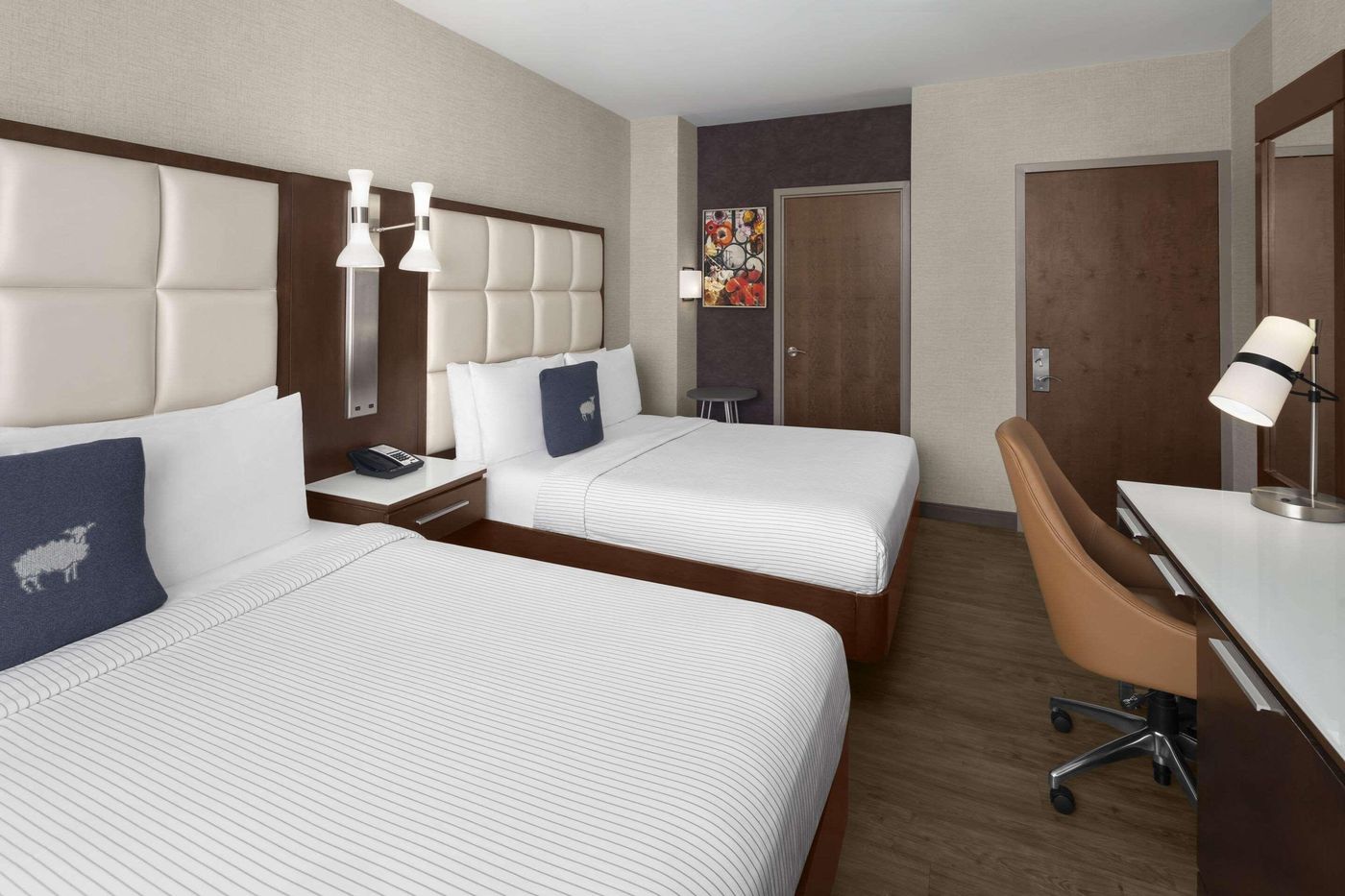 Cambria-Suites-Chelsea-Room-4