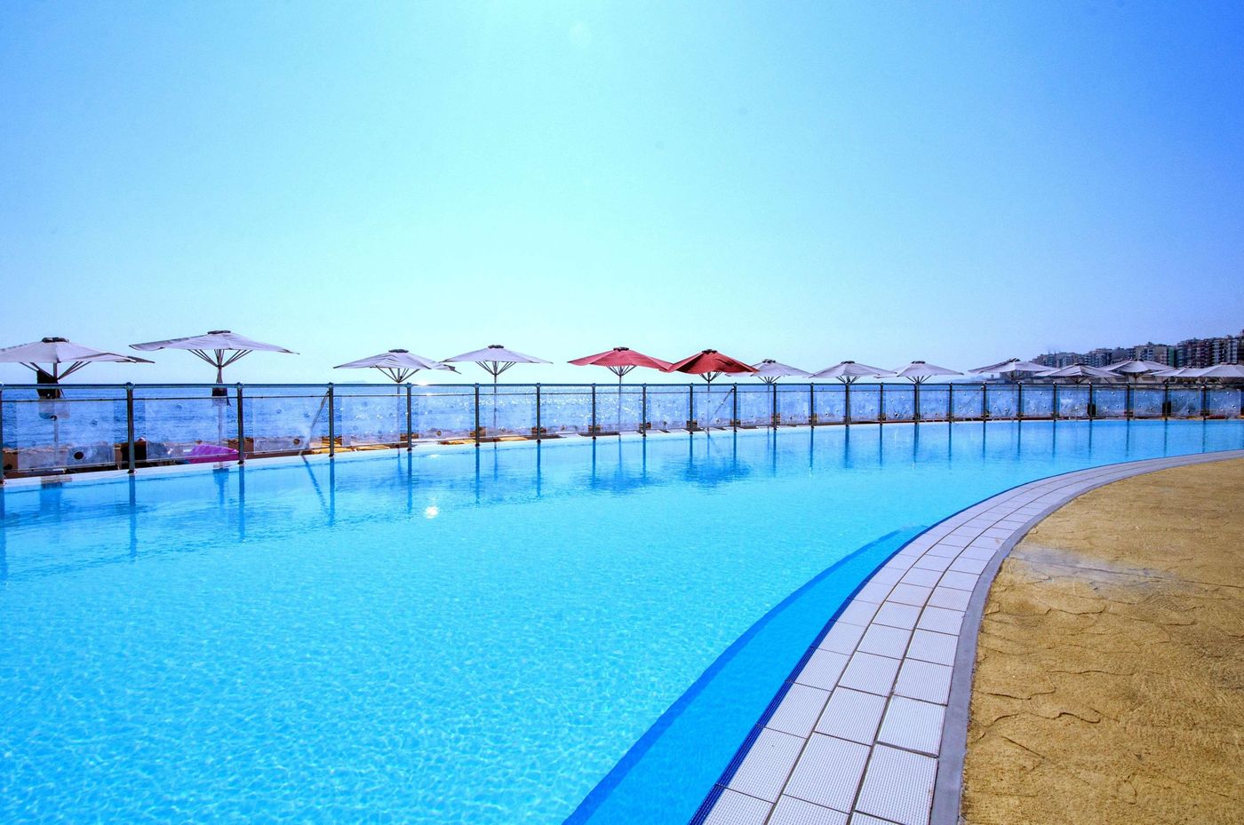 Hilton-Malta-Restaurant-111