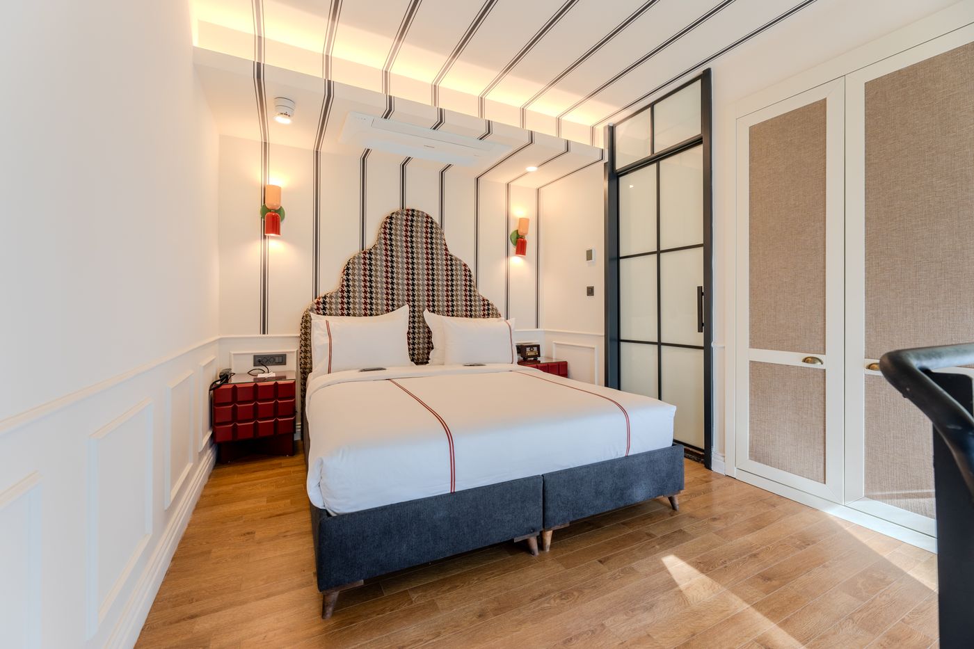 Khai-Hotel-Karakoy-Room-19