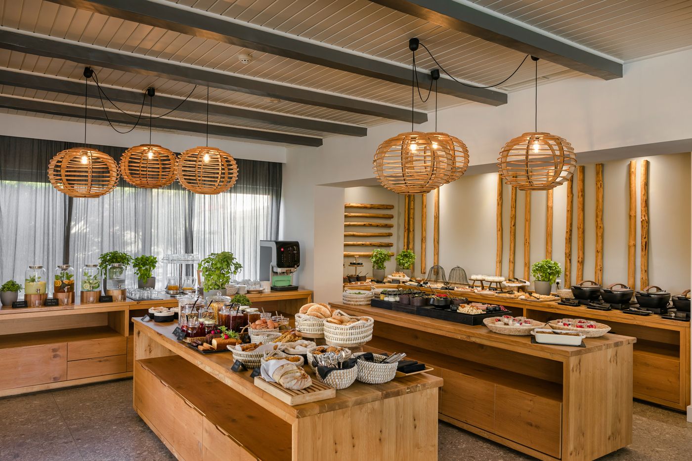 Avithos-Resort-Restaurant-44