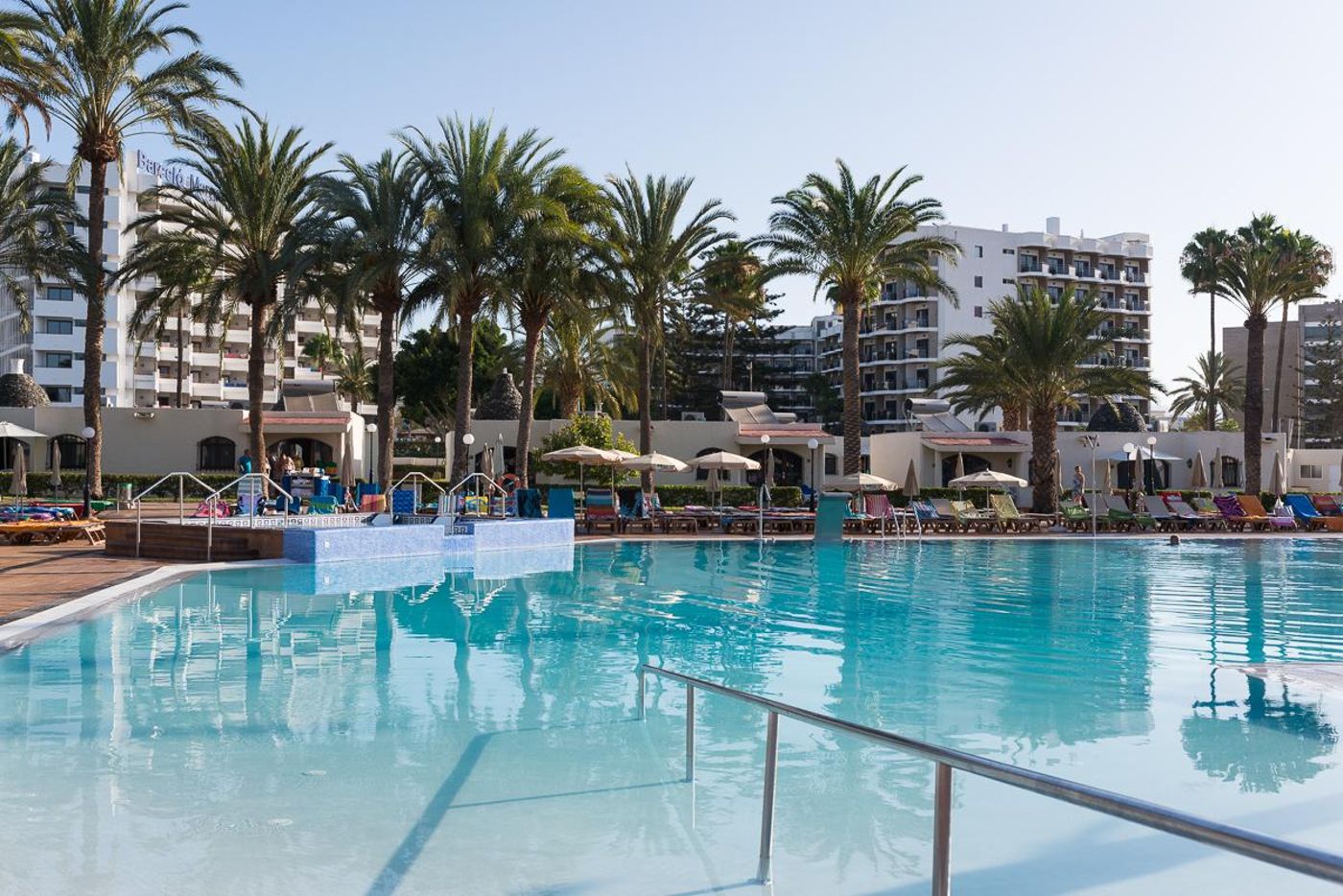 HD-Parque-Cristobal-Gran-Canaria-Pool-3