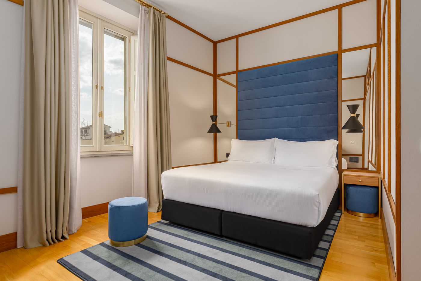 Room-Mate-Luca-Room-13