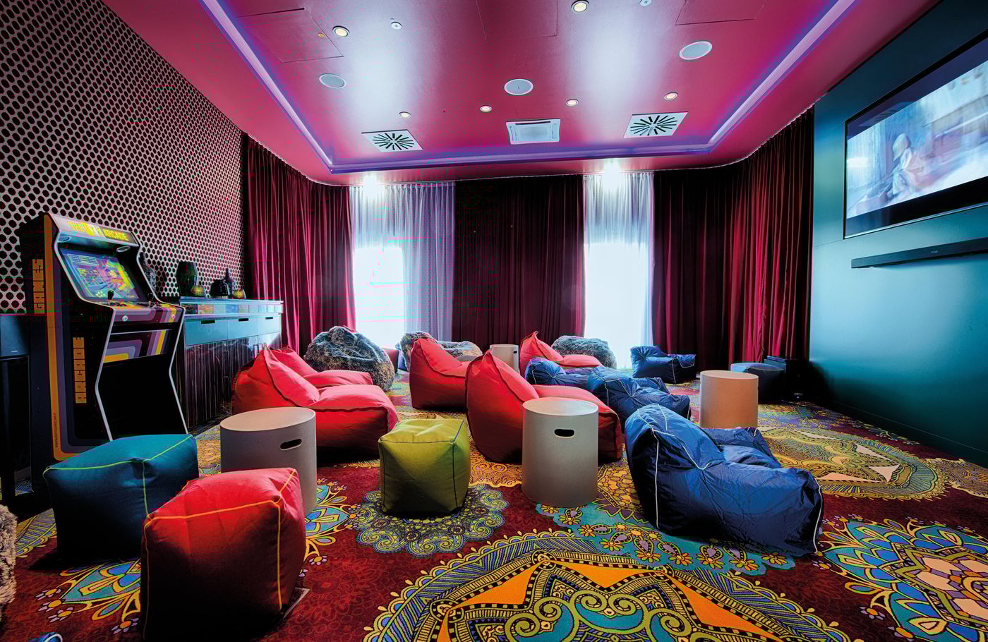 NYX-Hotel-Munich-by-Leonardo-Hotels-Lobby-52