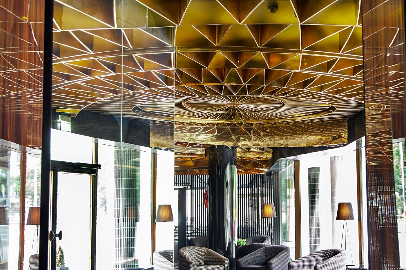 Quentin-Boutique-Hotel-Lobby-15